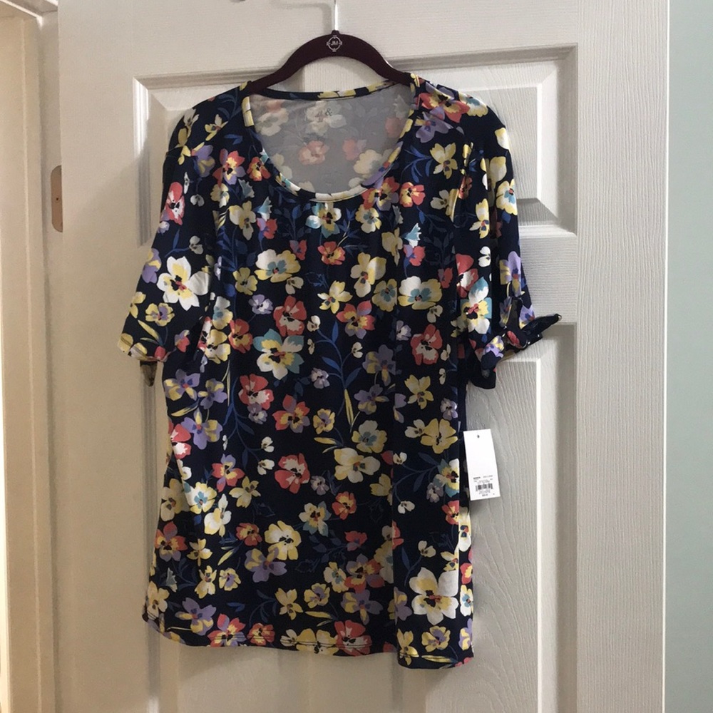 NWT Croft & Barrow floral top, size XL